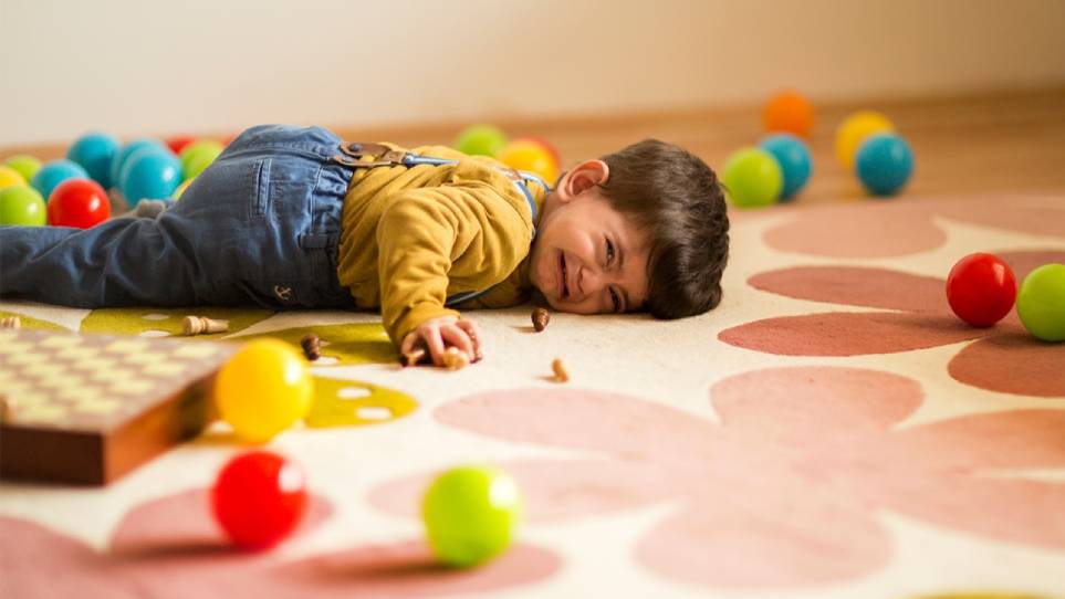 ناله کردن کودک