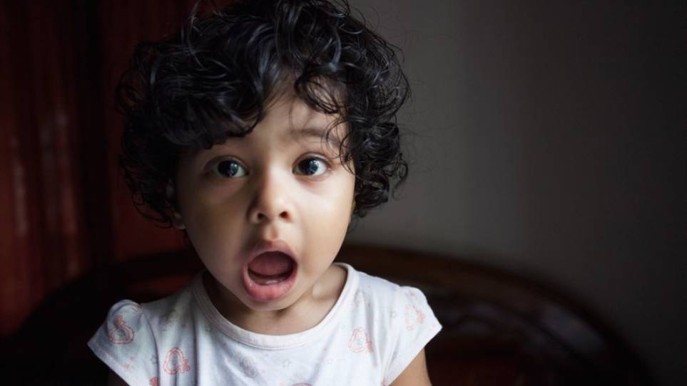 چطور به کودک کمک کنید زبان گفتاری و مفاهیم را درک کند؟