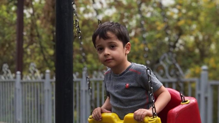 پنج سال و یک ماه: الگوهای گفتاری