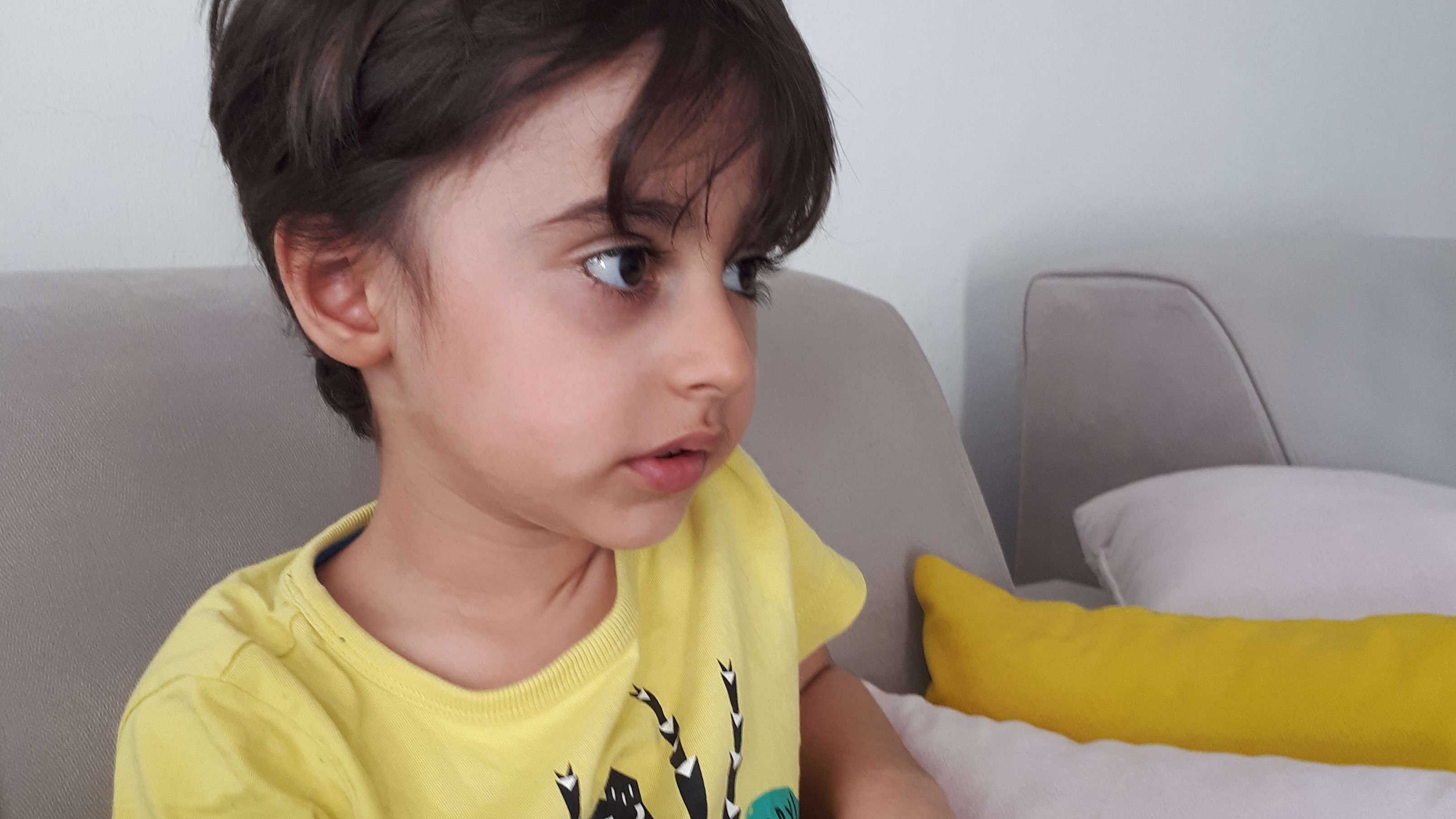 ناله کردن کودکان: چطور با ناله کردن کودک برخورد کنید؟